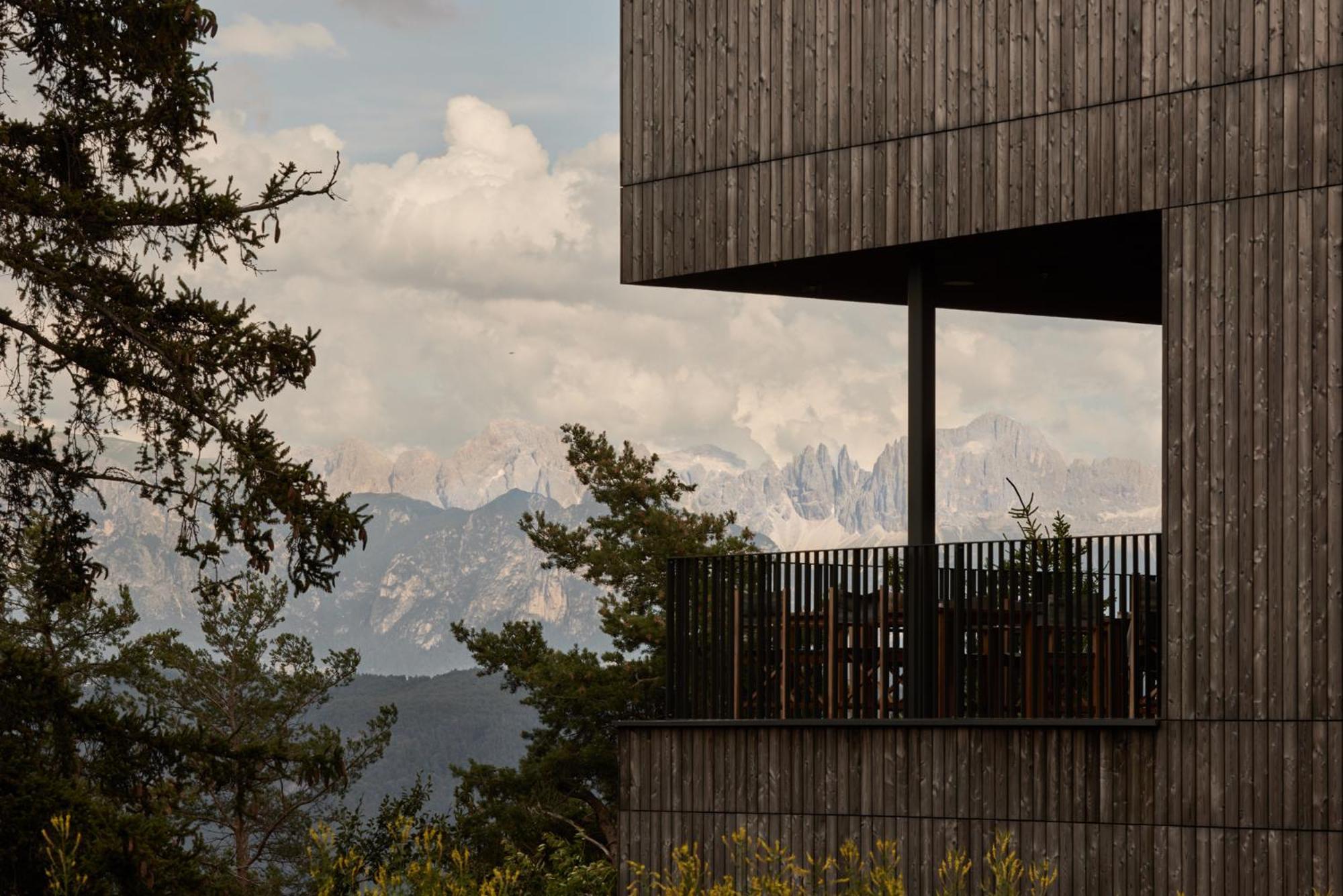 Saltus Hotel San Genesio Atesino Exterior photo